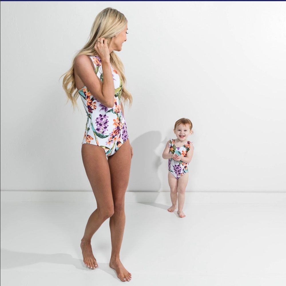 Ani Honeysuckle One Piece Kids